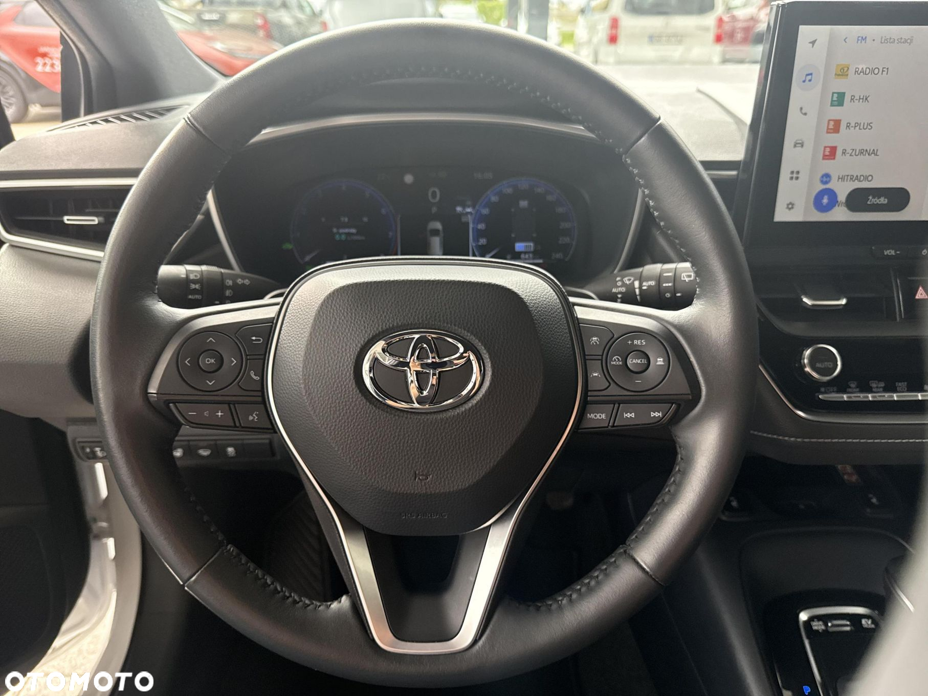 Toyota Corolla 2.0 Hybrid Comfort - 16