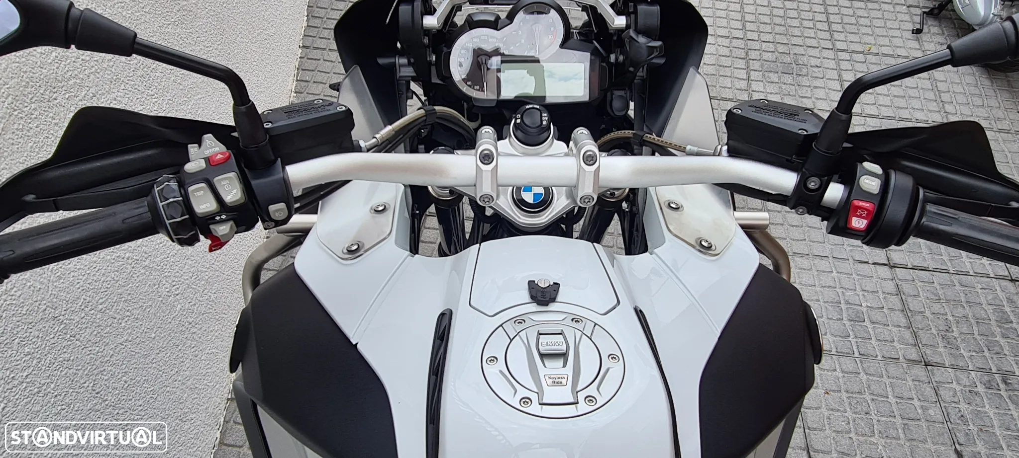 BMW R 1200 GS Adventure Akrapovic - 18