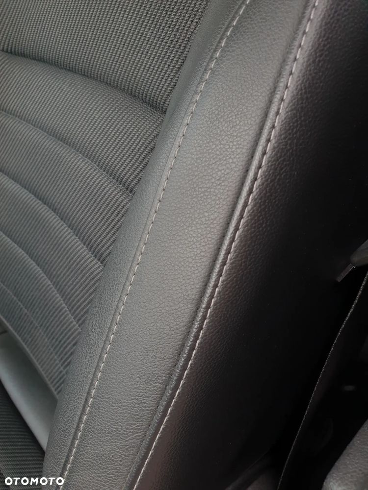 Ford Kuga 2.0 TDCi 4x4 Titanium - 10