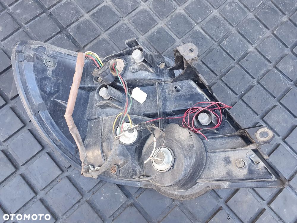 Lampa Prawa Tylna Subaru Impreza II Kombi Lift (gg) - 3