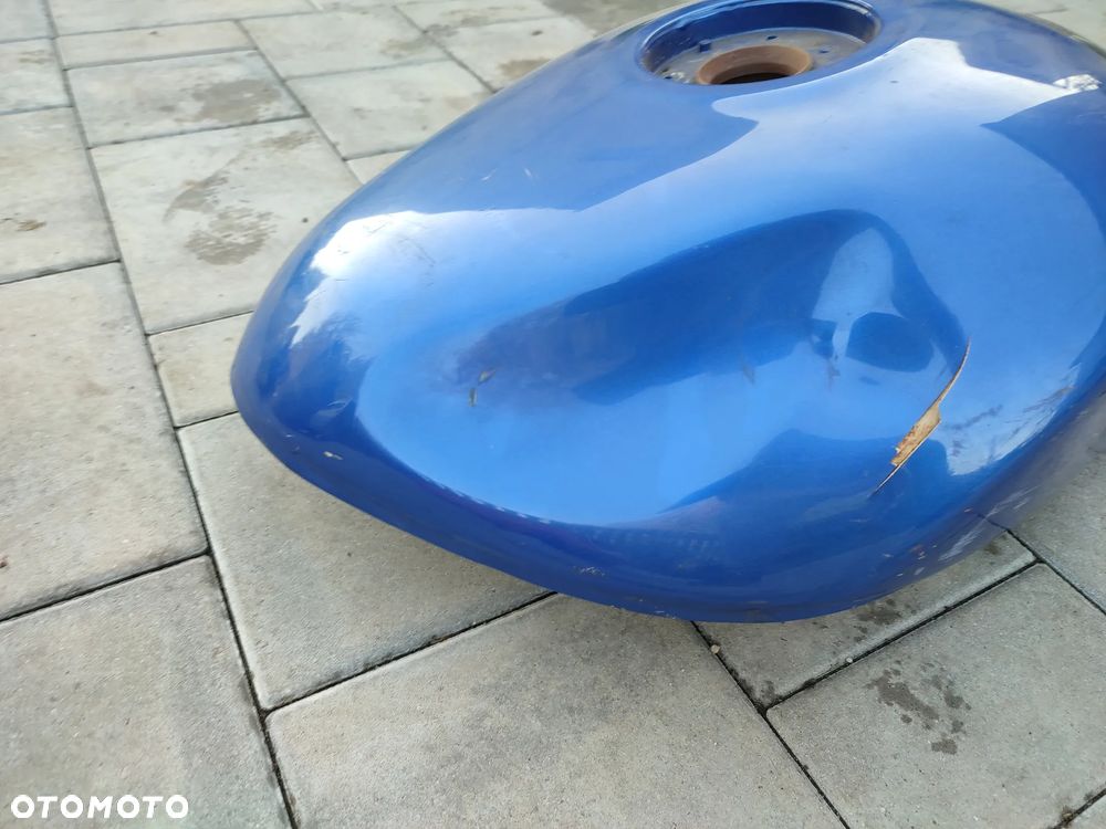 Bak, zbiornik paliwa Suzuki Bandit 600 - 2