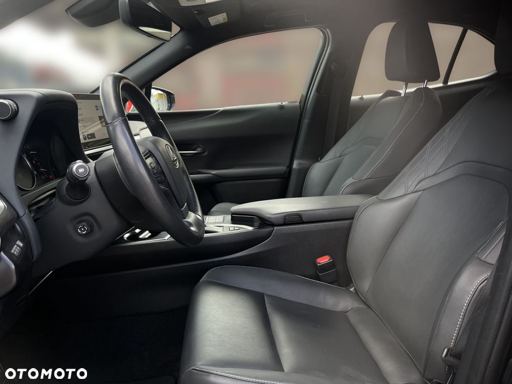 Lexus UX 250h GPF F Sport Design 2WD - 15