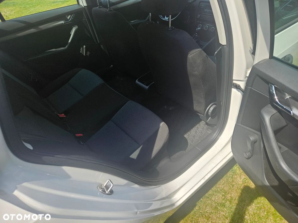 Skoda Octavia 1.6 TDI Active - 8