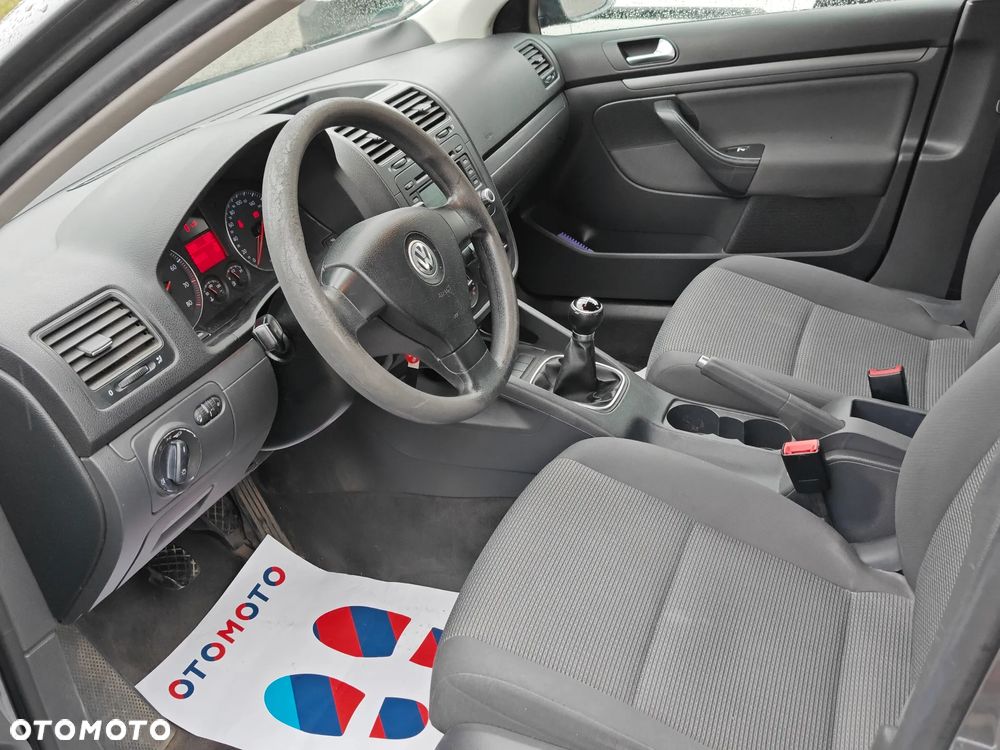 Volkswagen Jetta 1.6 Comfortline - 7