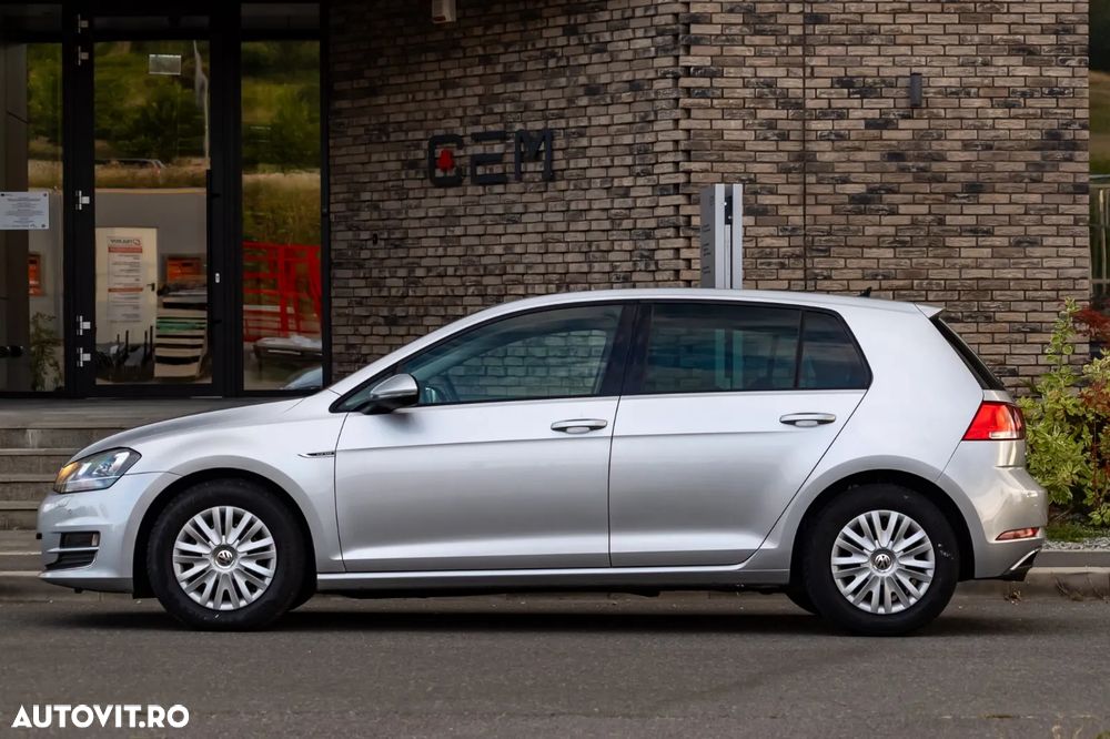 Volkswagen Golf 1.6 TDI BlueMotion Technology Cup - 10