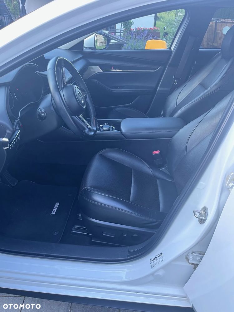 Mazda 3 2.0 mHEV Hikari - 8