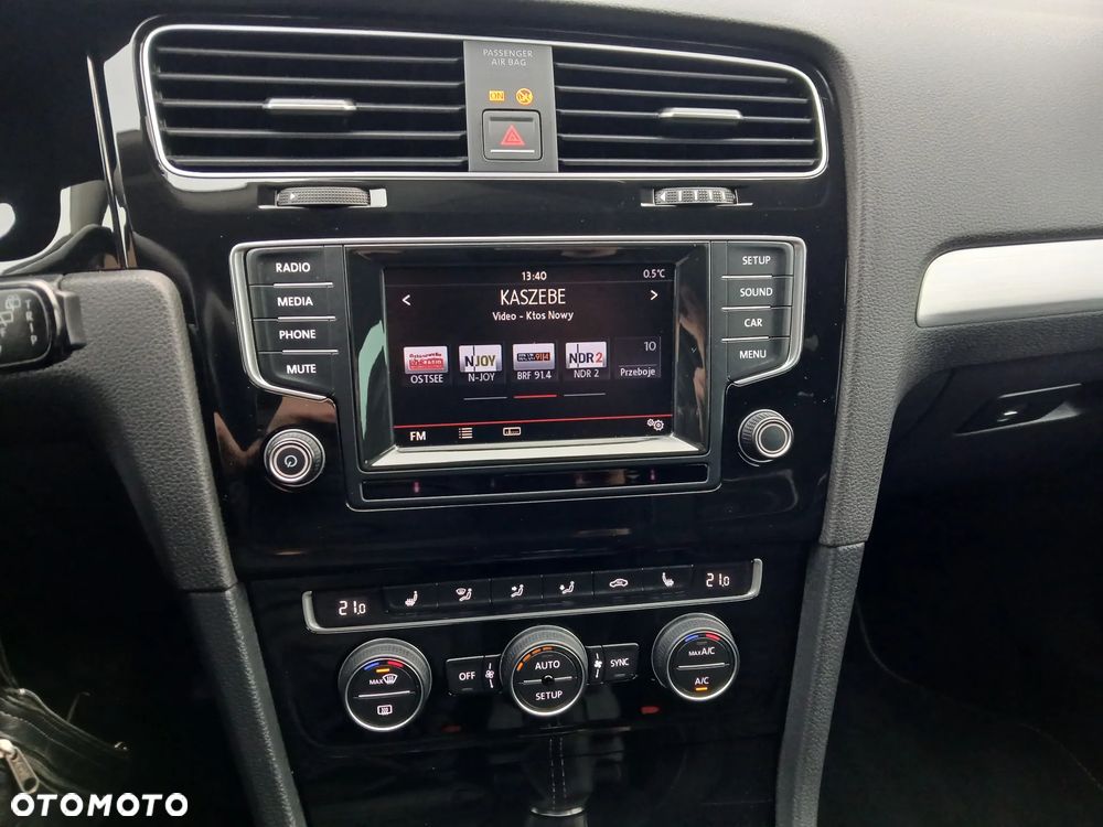 Volkswagen Golf 1.2 TSI BlueMotion Technology Cup - 14