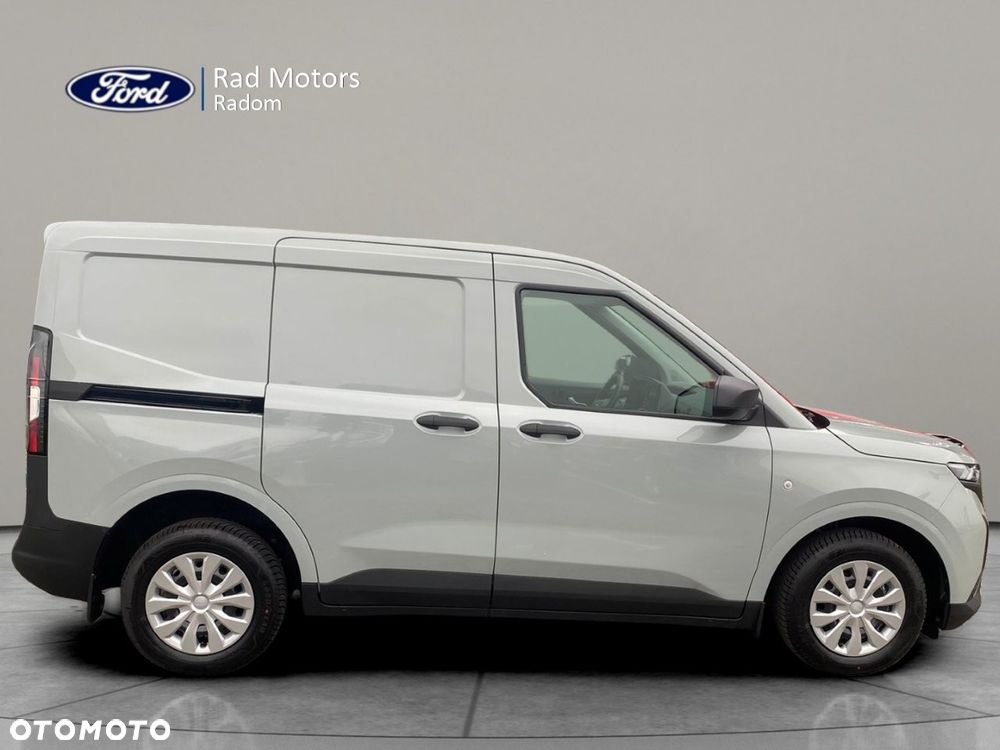 Ford Transit Courier - 6