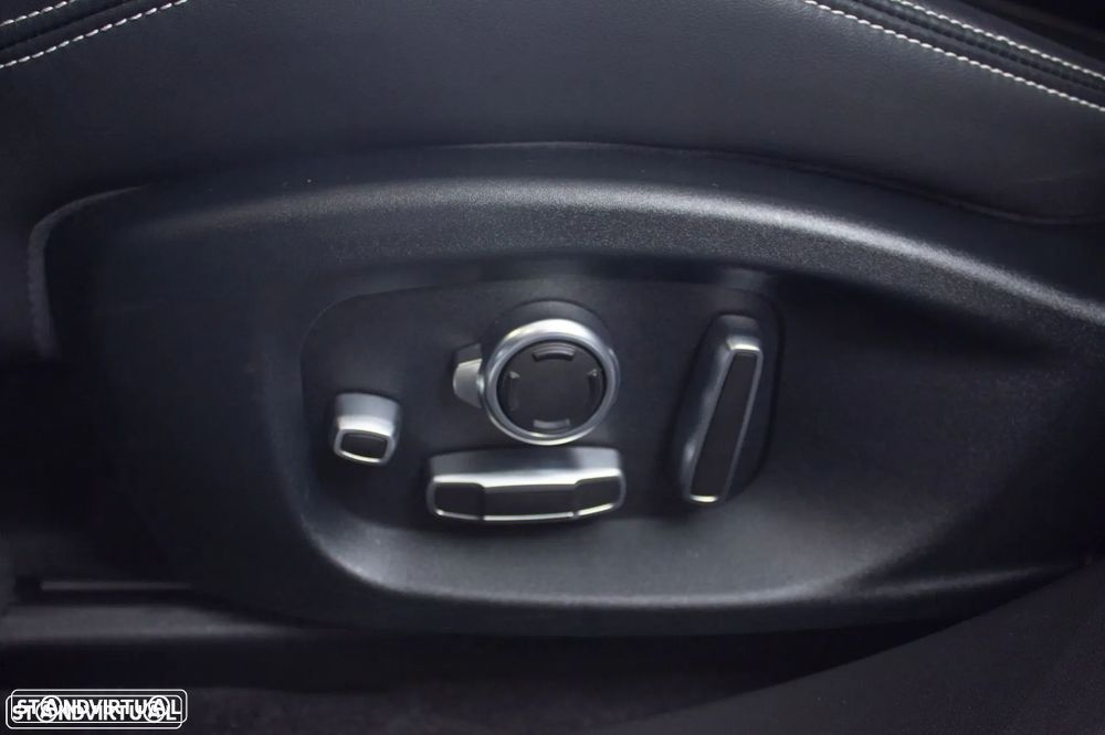 Jaguar I-Pace ver-ev400-r--dynamic-hse-awd - 13