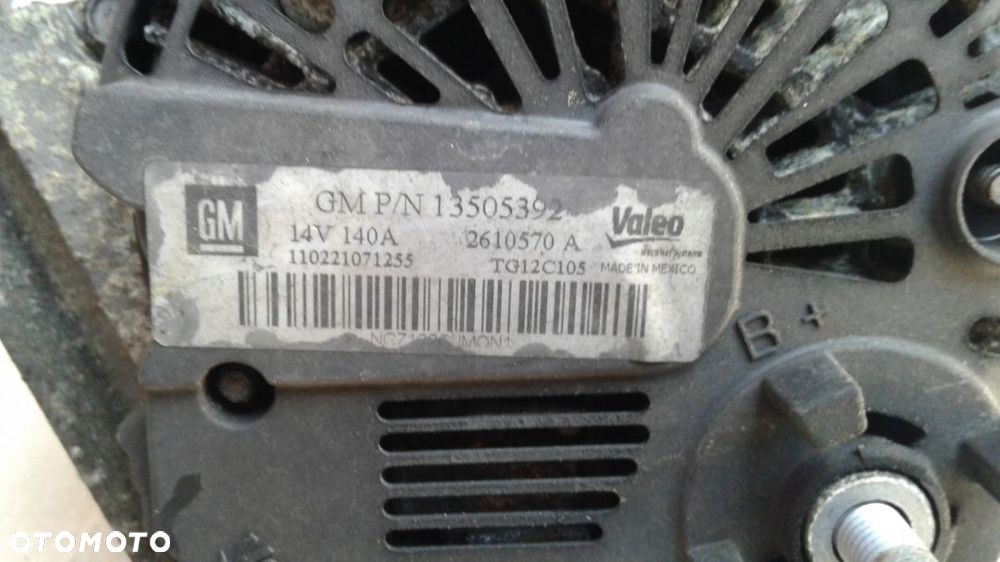 Alternator Opel Astra J 1.3CDTI 13505392 - 2