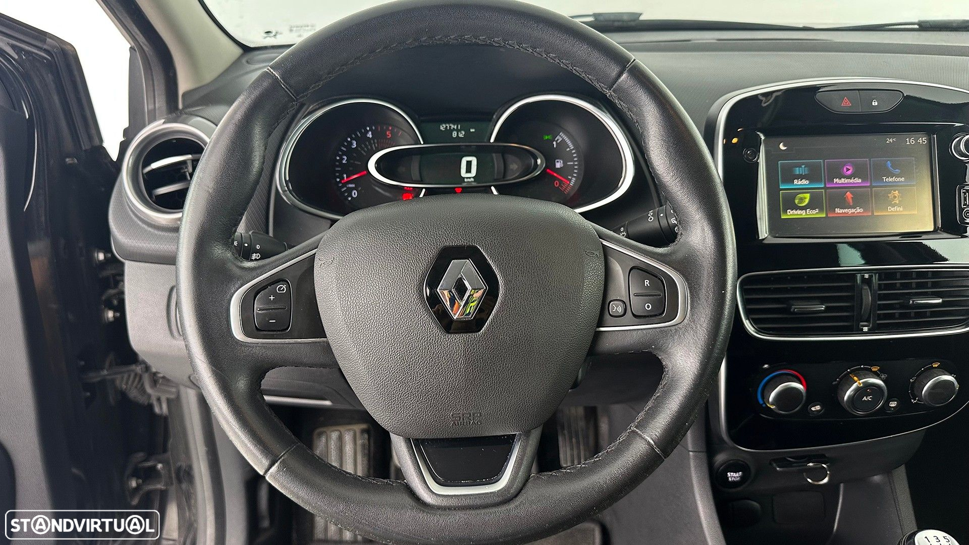 Renault Clio 1.5 dCi Limited - 26