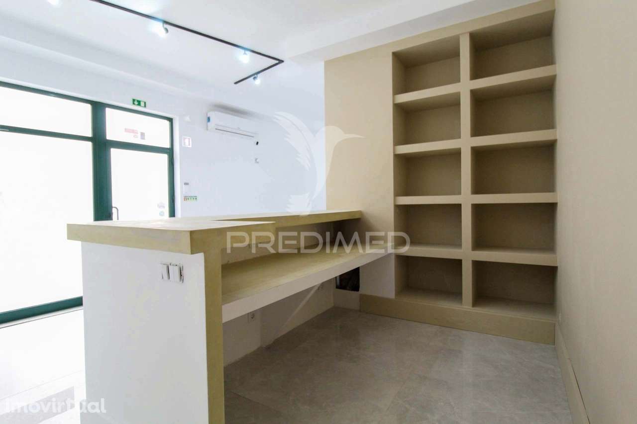 Loja na Baixa da Cidade de Olhão - Grande imagem: 2/10