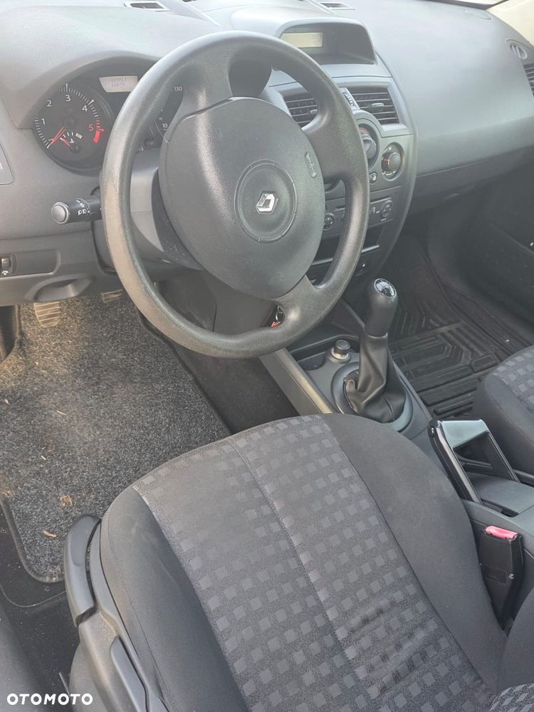Renault Megane - 12