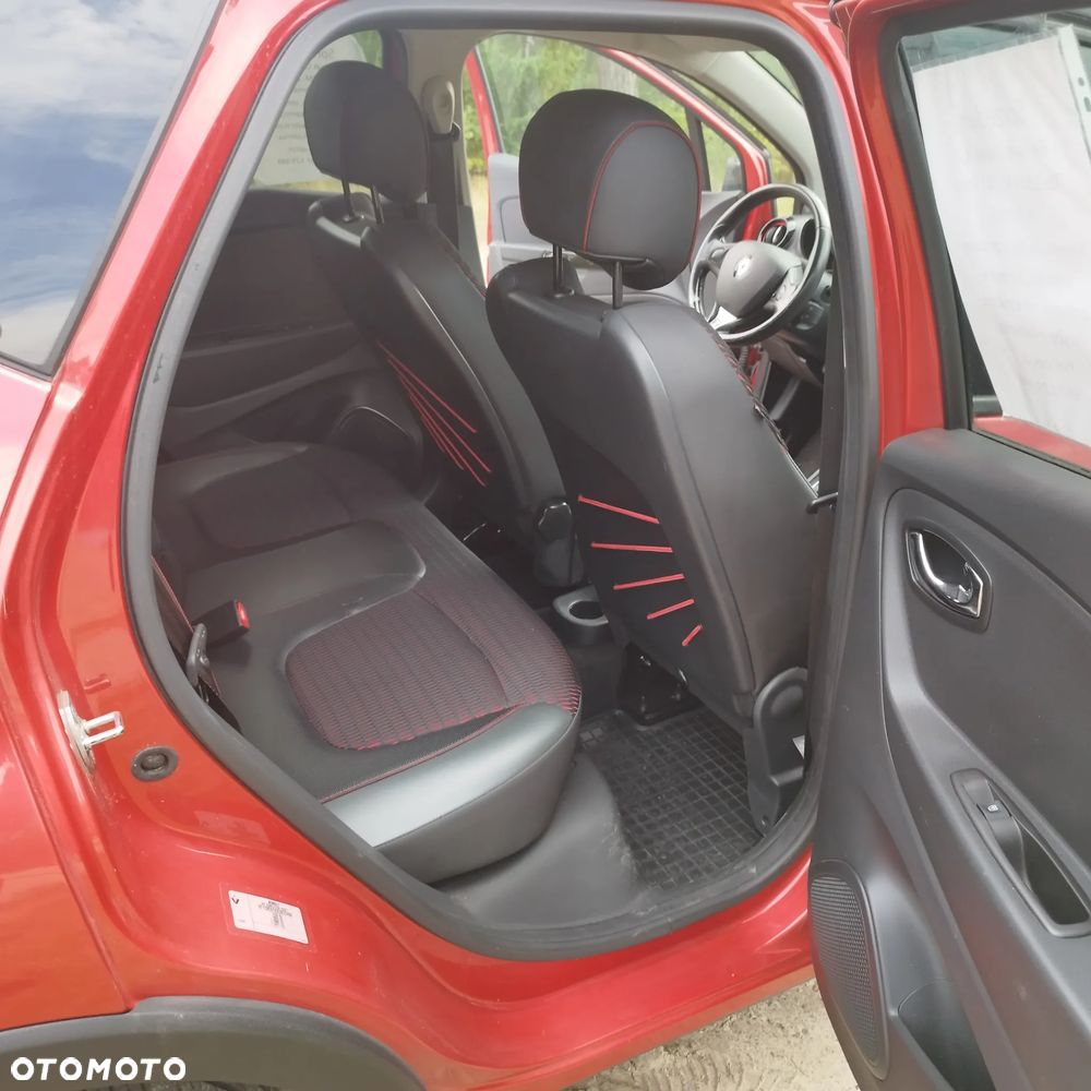Renault Captur 1.2 TCe Helly Hansen EDC - 12