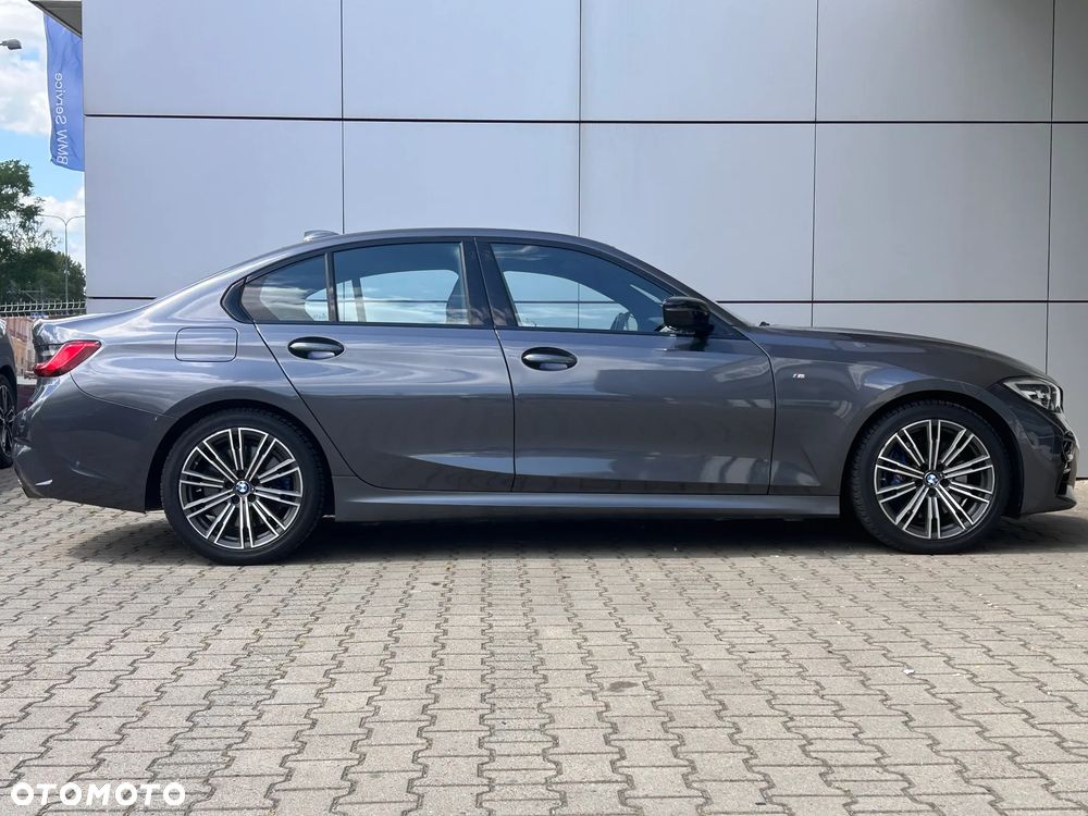 BMW Seria 3 330i xDrive M Sport sport - 9