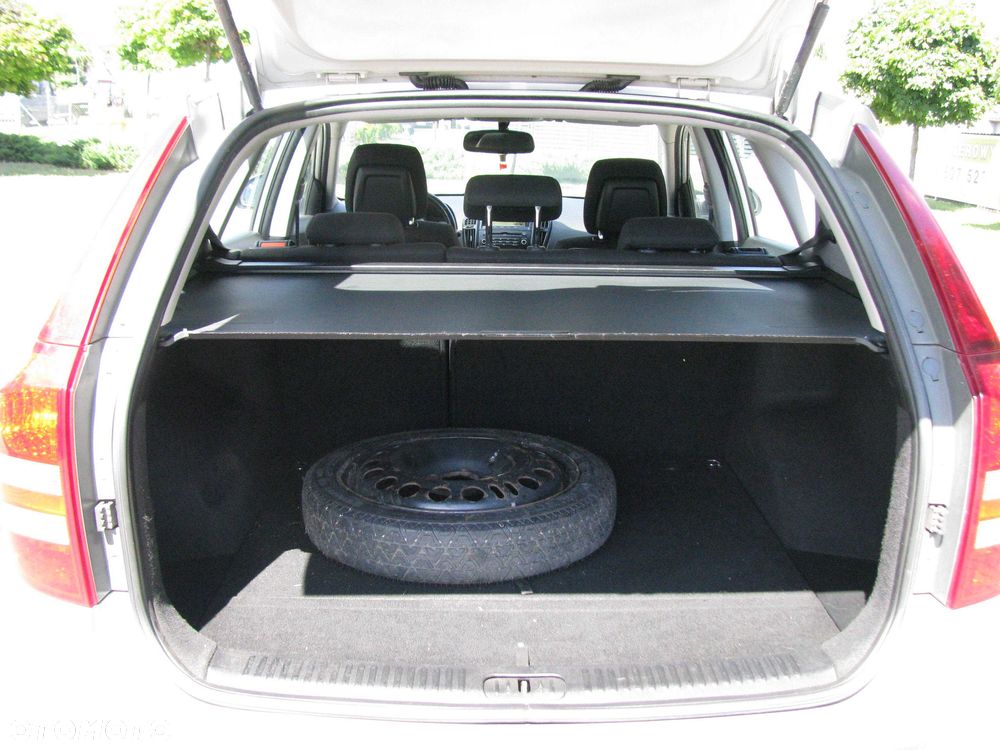 Kia Ceed - 7