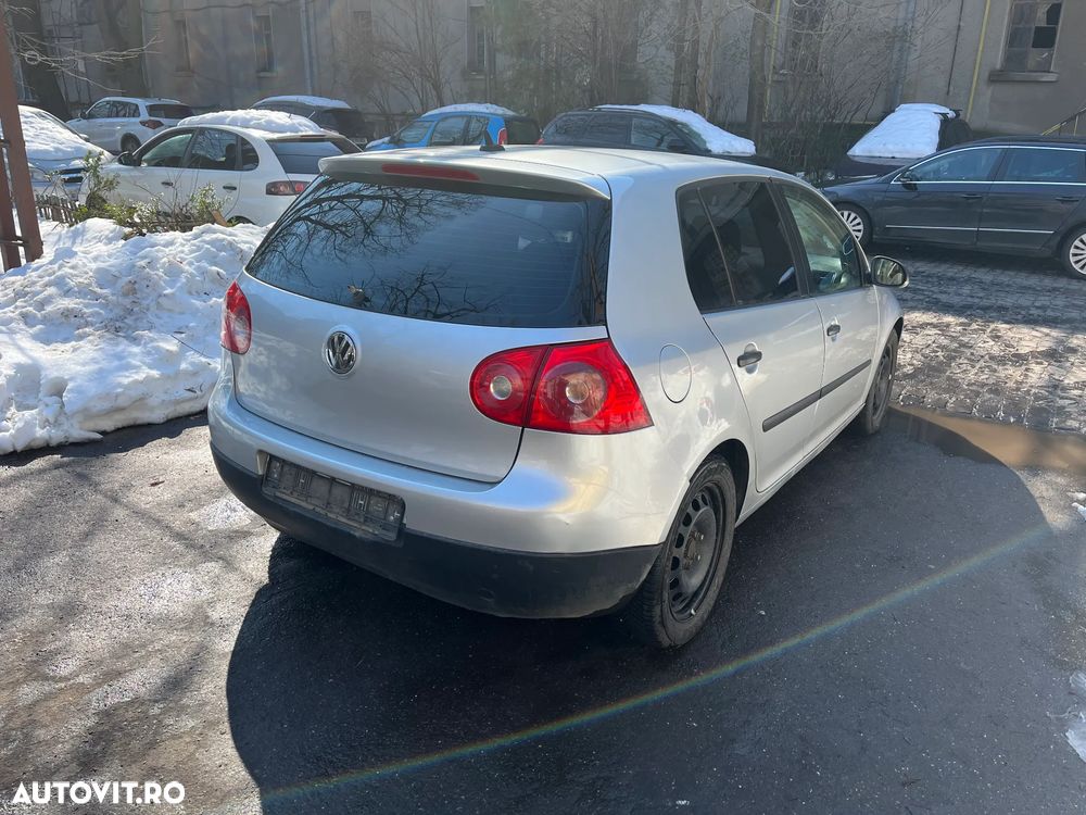 Dezmembrez VW Volkswagen Golf 5 1,9 TDI gri argintiu 2007 LA7W BLS 77kw 105cp - 6