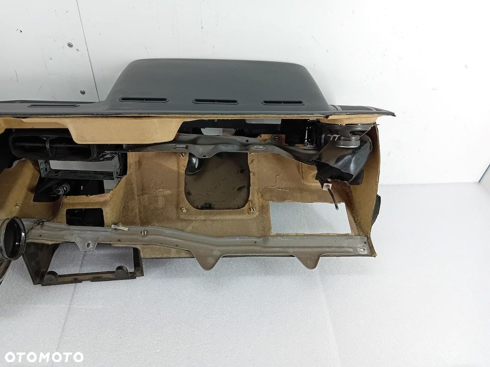 DESKA ROZDZIELCZA, KONSOLA OPEL KADETT E ( 84-94 ) - 2