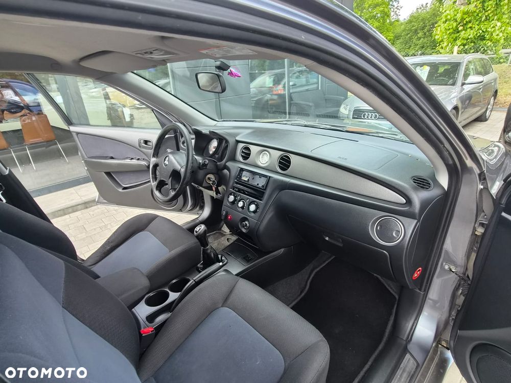 Mitsubishi Outlander 2.0 Comfort - 17
