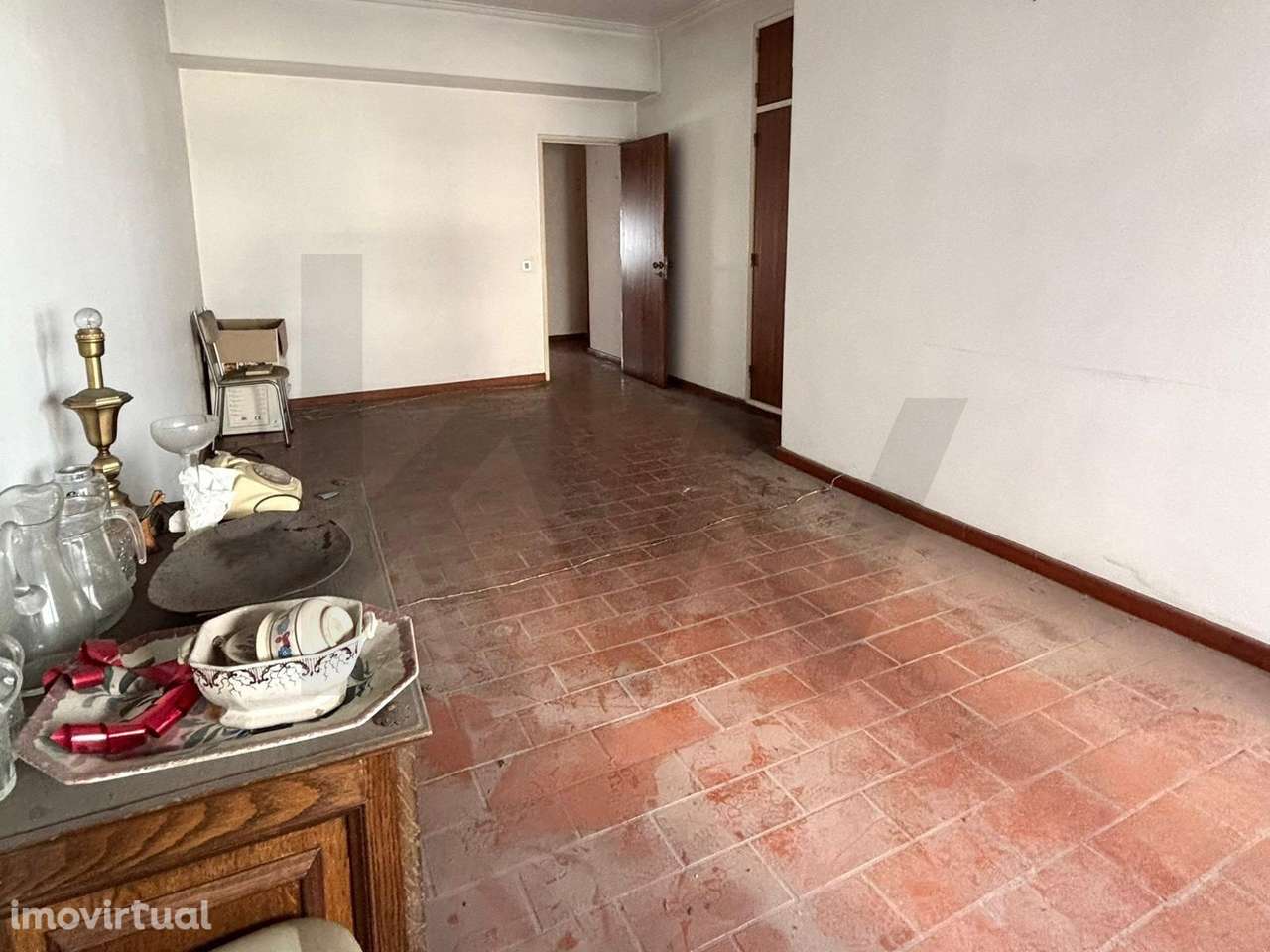 espaçoso T3 com arrecadação na Avenida dos bons amigos- Cacém - Grande imagem: 4/23