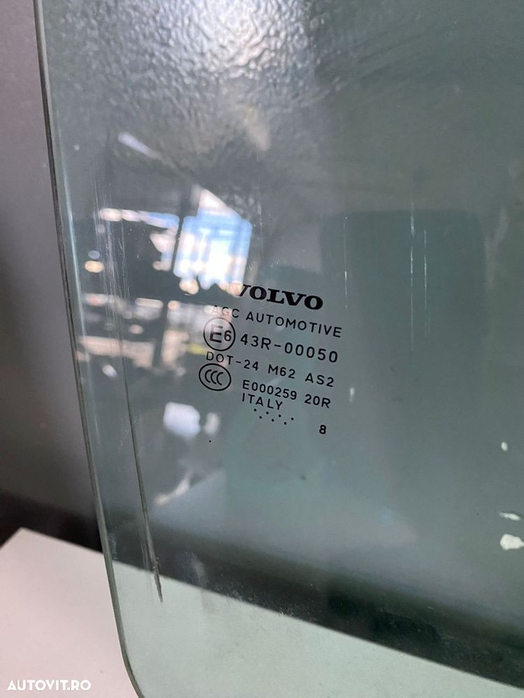 Sticla Geam Dreapta Fata Volvo C30 2007-2010 8679842 31386660 - 2
