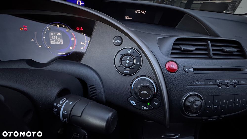 Honda Civic 2.2i-CTDi Comfort - 10