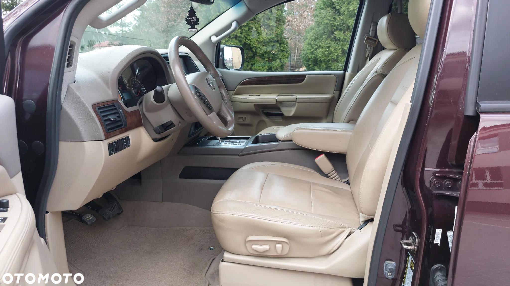 Nissan Armada - 8
