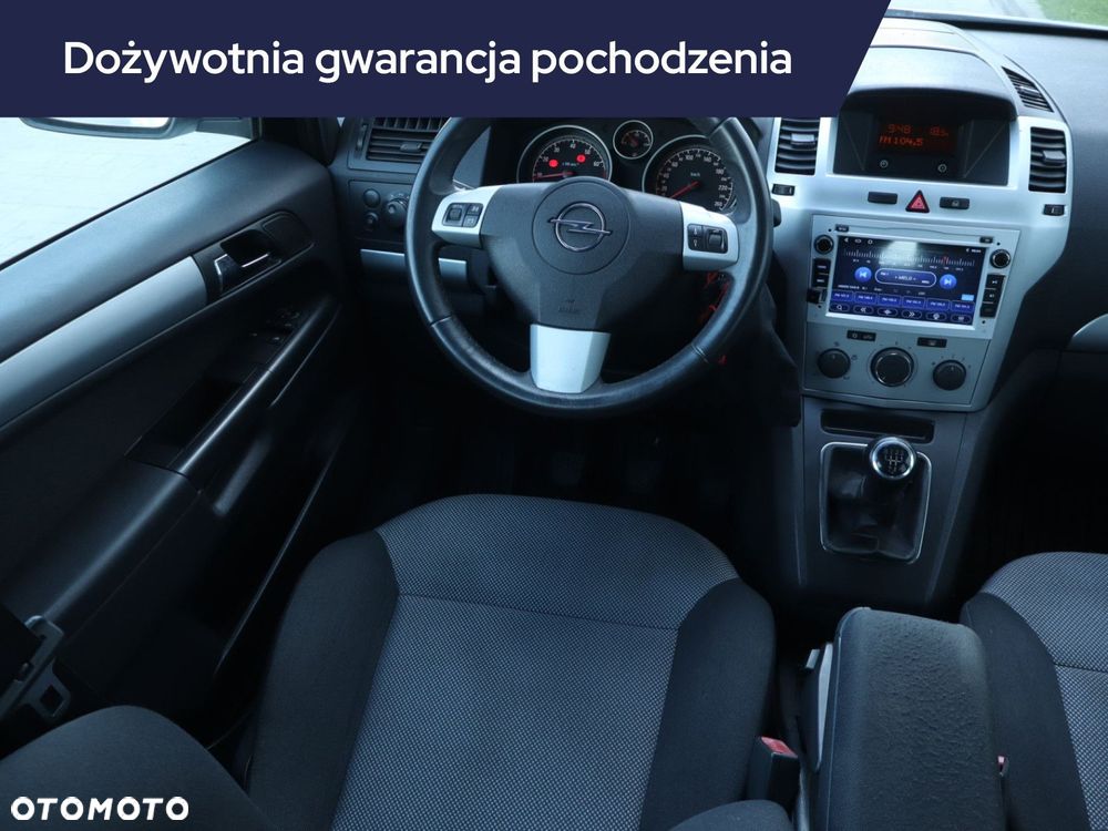 Opel Zafira - 9