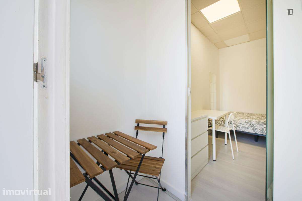 Quarto - localizado em Saldanha Lisbon - Grande imagem: 2/44