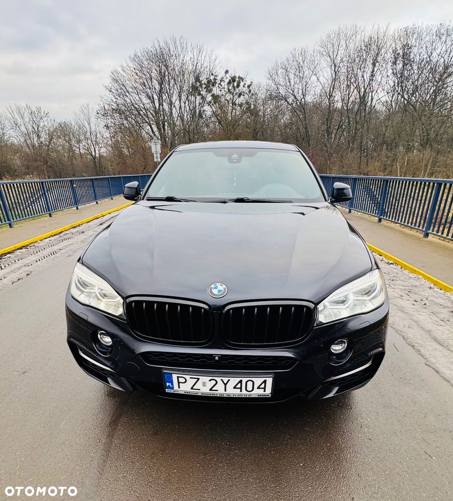 BMW X6M - 12
