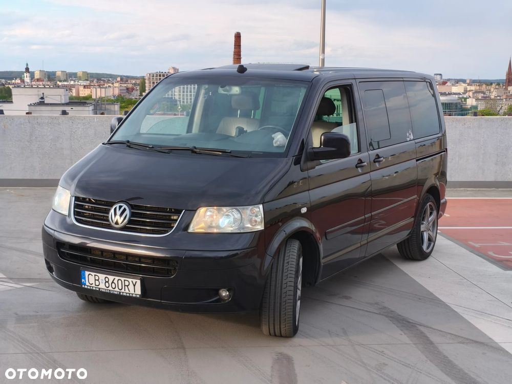 Volkswagen Multivan - 30