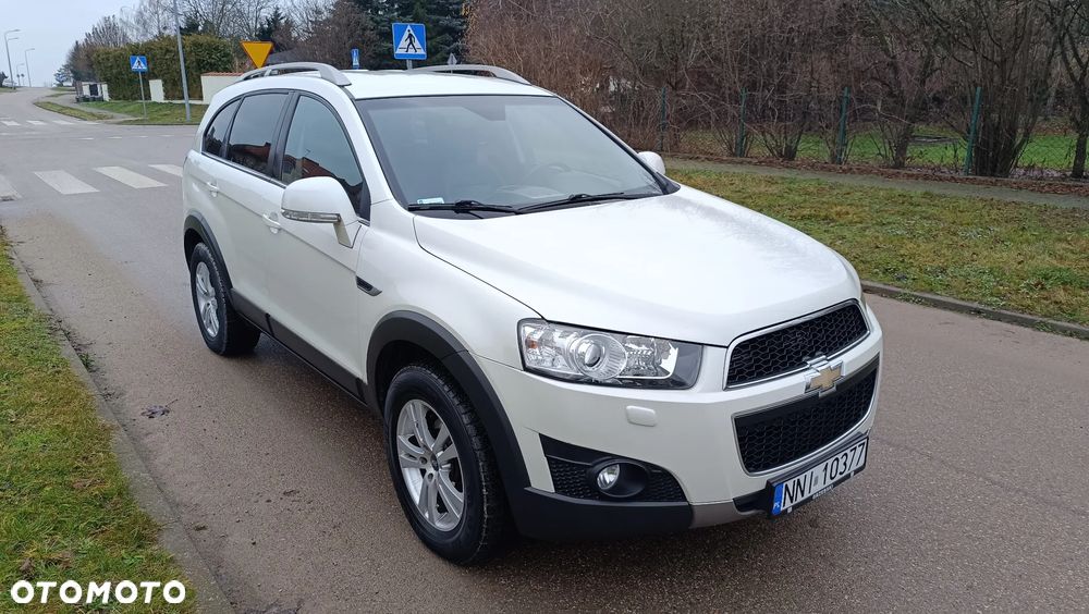 Chevrolet Captiva 2.2 D LT+ - 11