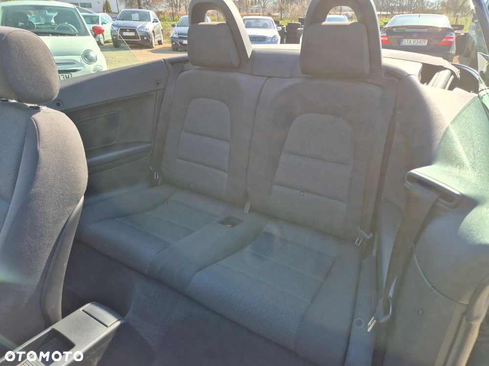 Audi A3 Cabrio 1.6 TDI DPF Attraction - 11