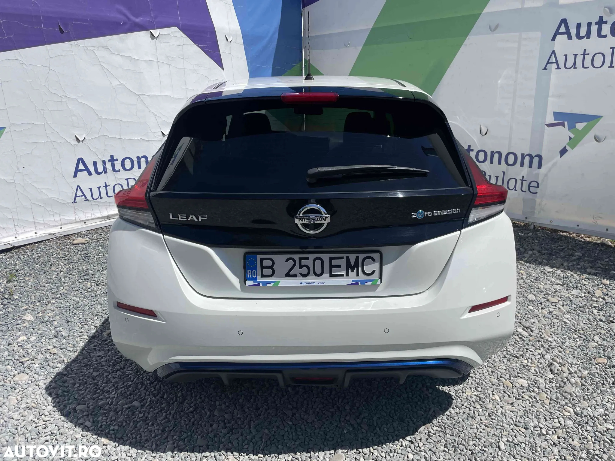 Nissan LEAF - 6