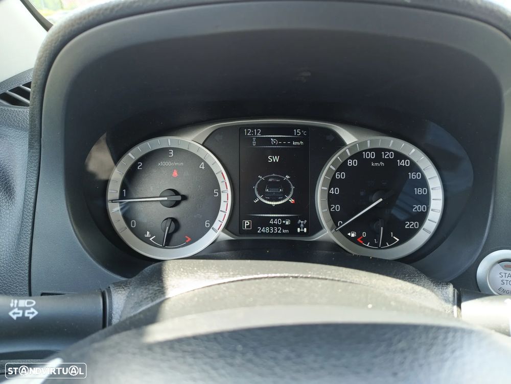 Nissan Navara 2.3 dCi CD 4WD Tekna AT - 12