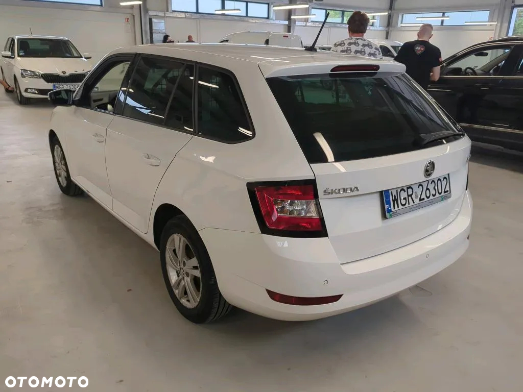 Skoda Fabia 1.0 Ambition - 4