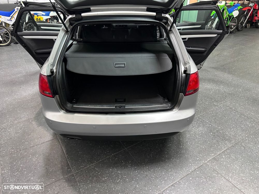 Audi A4 Avant 2.0 TDI S-line - 12