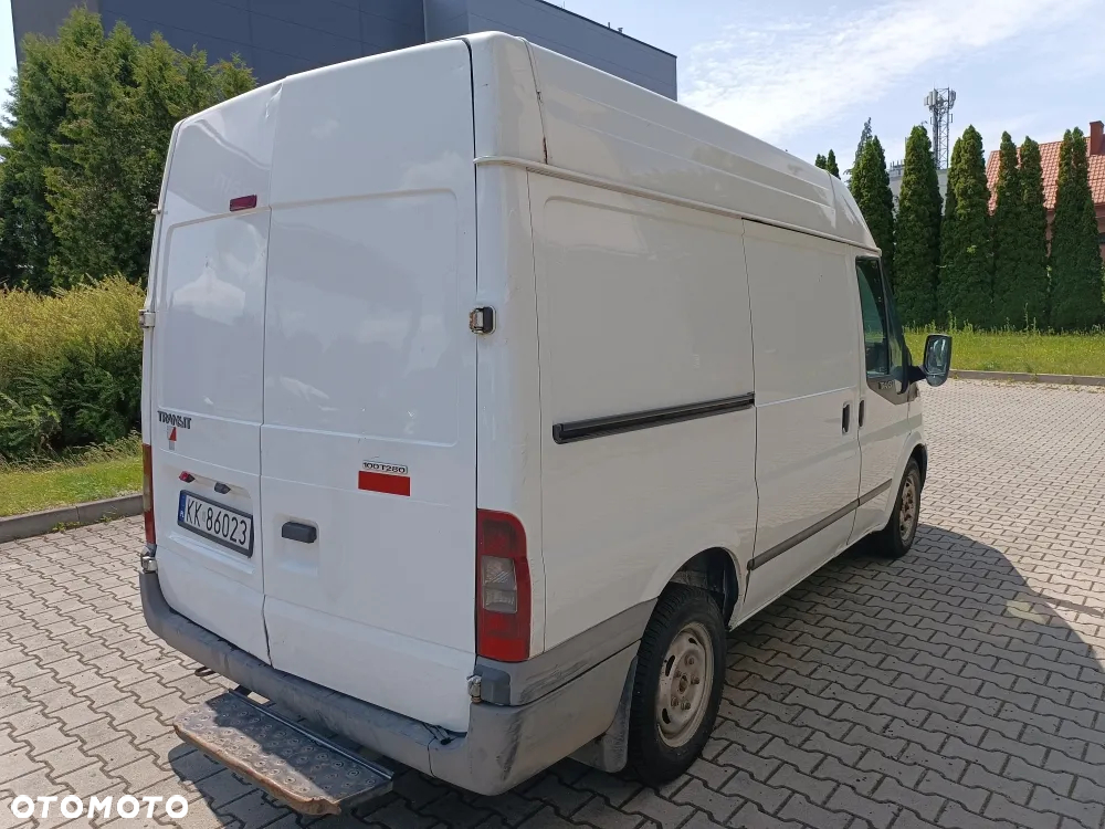 Ford Transit - 4