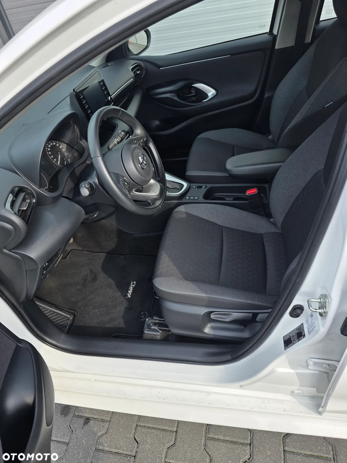 Toyota Yaris 1.5 VVT-iE Comfort - 16