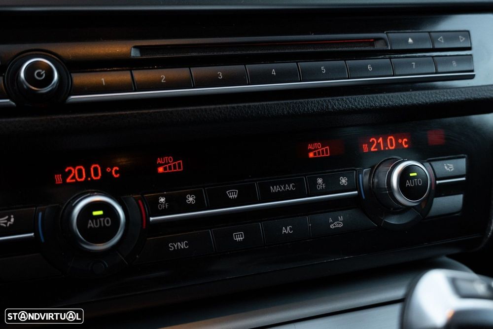 BMW 520 d Line Luxury Auto - 37