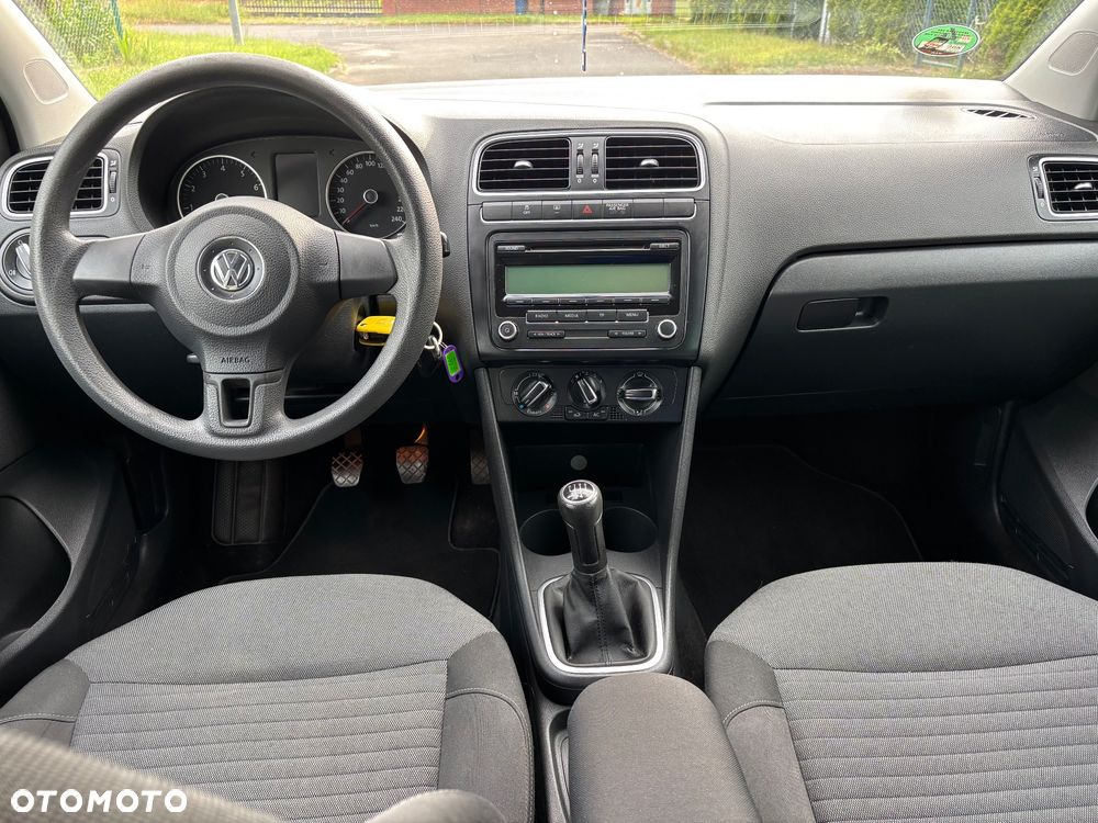 Volkswagen Polo 1.4 FSI Highline - 5