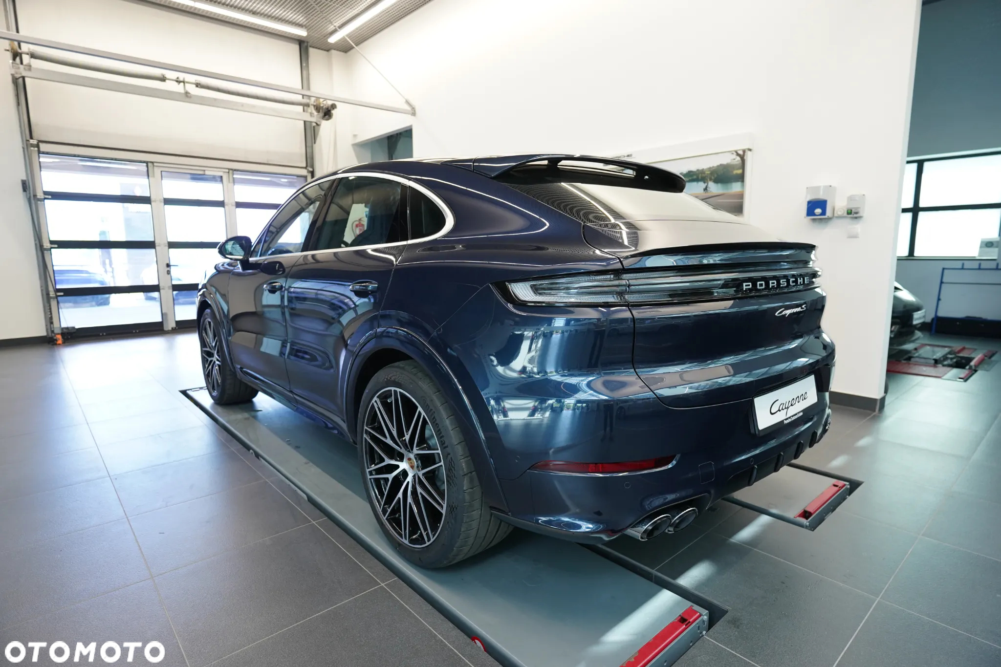 Porsche Cayenne Coupe S - 2