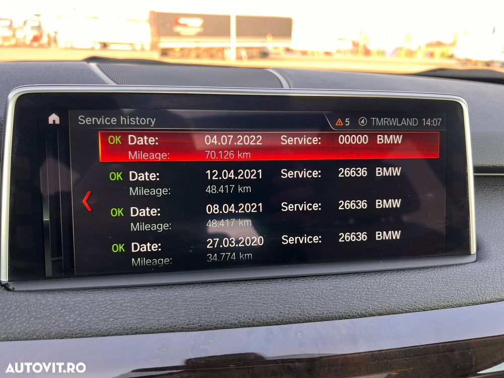 BMW X5 xDrive35i - 28
