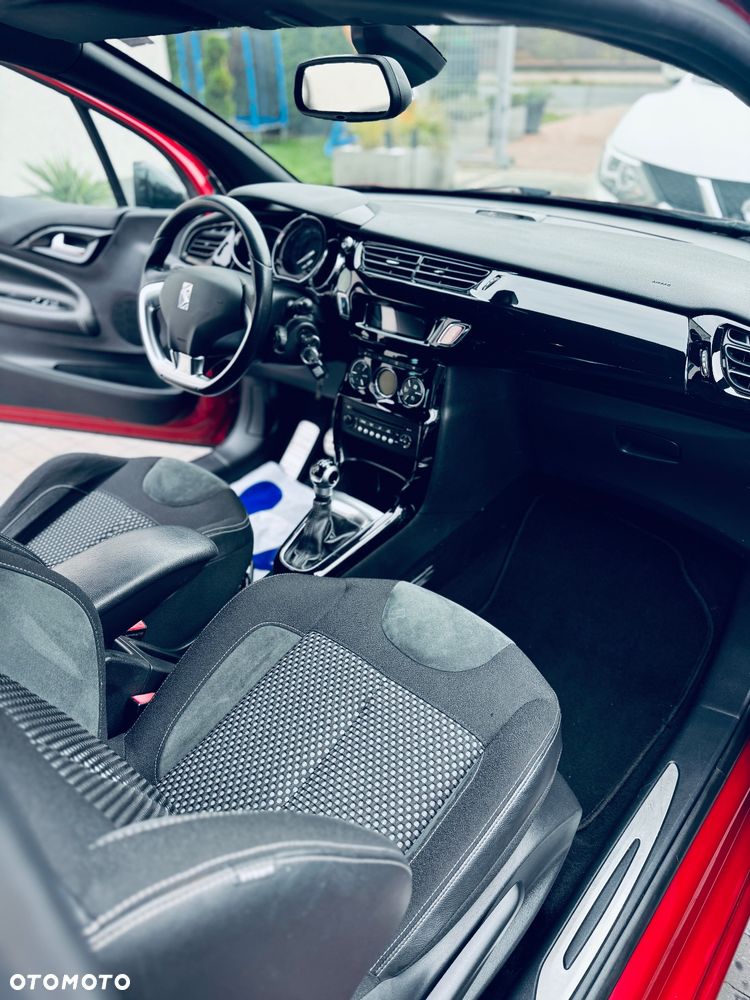 Citroën DS3 1.6 VTi SoChic - 15