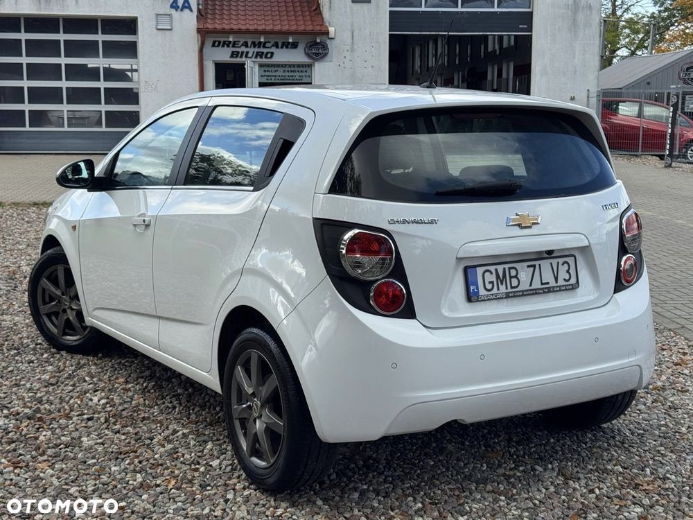 Chevrolet Aveo - 9