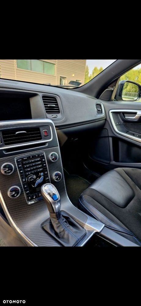 Volvo S60 - 4