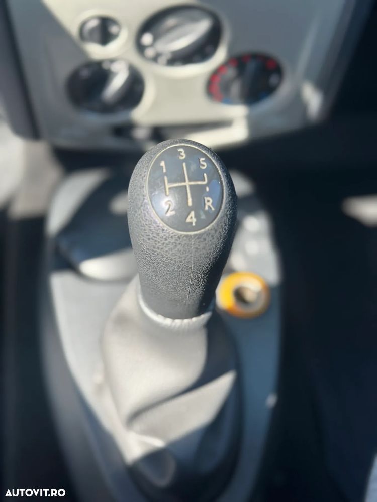 Dacia Logan - 16