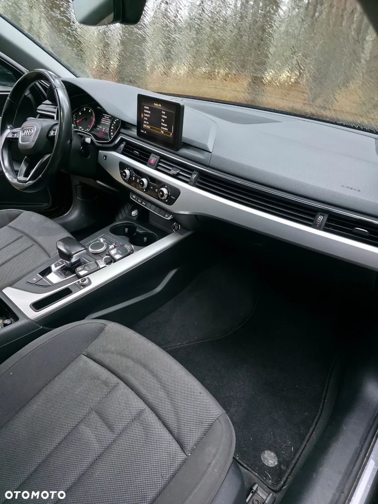 Audi A4 Limousine 2.0 TDI Sport S tronic - 20