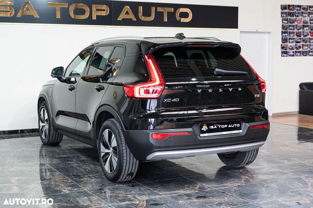 Volvo XC 40 T5 Twin Engine DKG Momentum Pro - 34