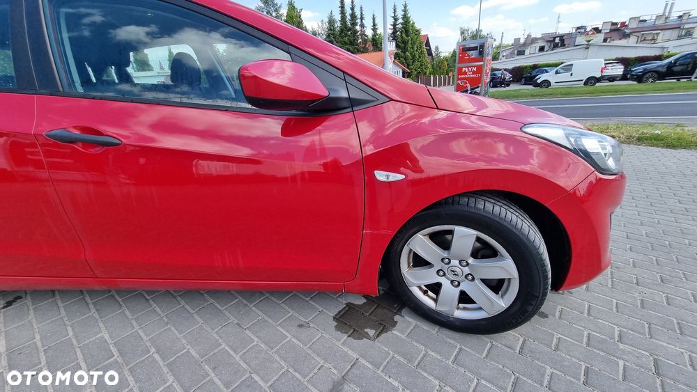 Hyundai i30 1.4 Comfort - 12